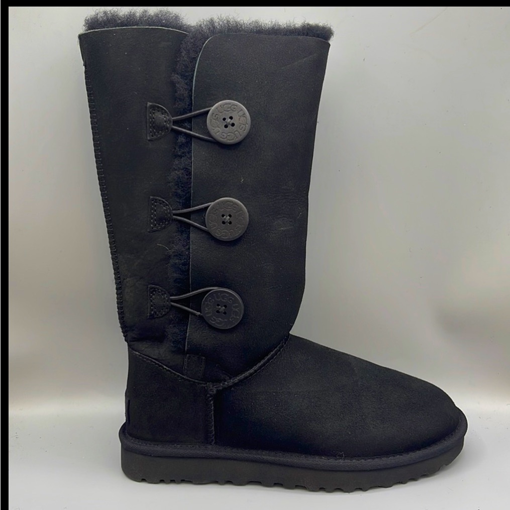 Ugg Triple Bailey Button